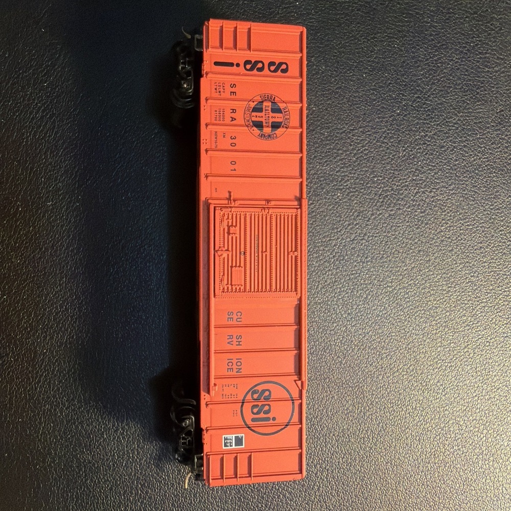 Atlas N scale Sierra Railroad SSI FMC 5077 SD boxcar road #3001